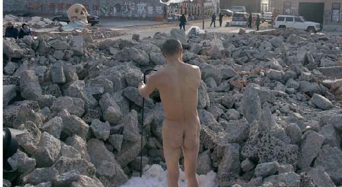 Wu Yiqiang - performance at the ruined studios of Zhengyang Art Zone
